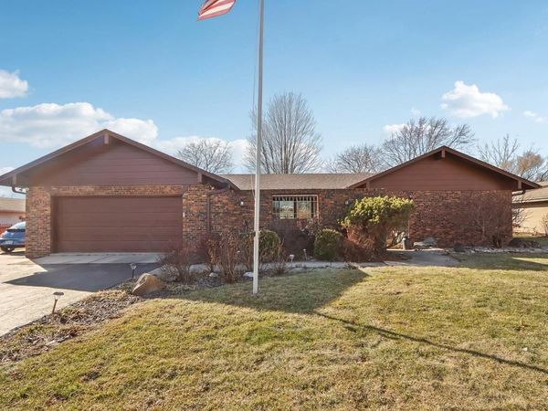 8126 203rd AVENUE, Bristol, WI 53104