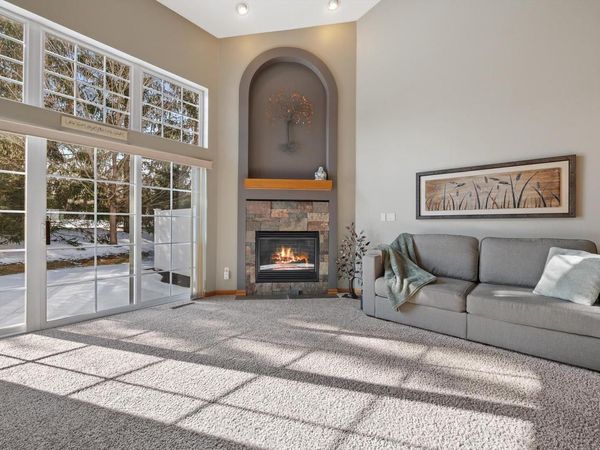 1027 River Place BOULEVARD, Waukesha, WI 53189