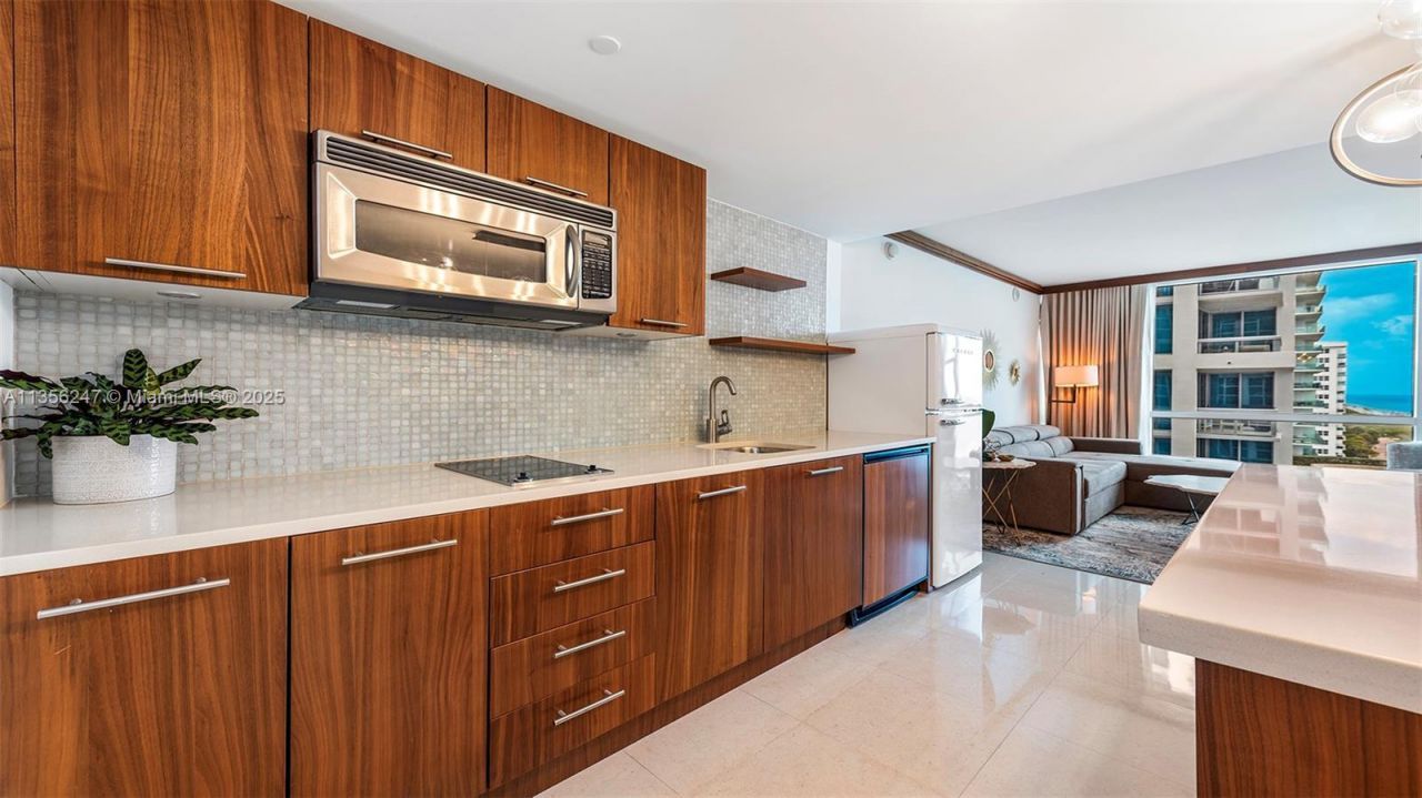 Please Call For Address, Unit 911, Miami Beach, FL 33141 Photo