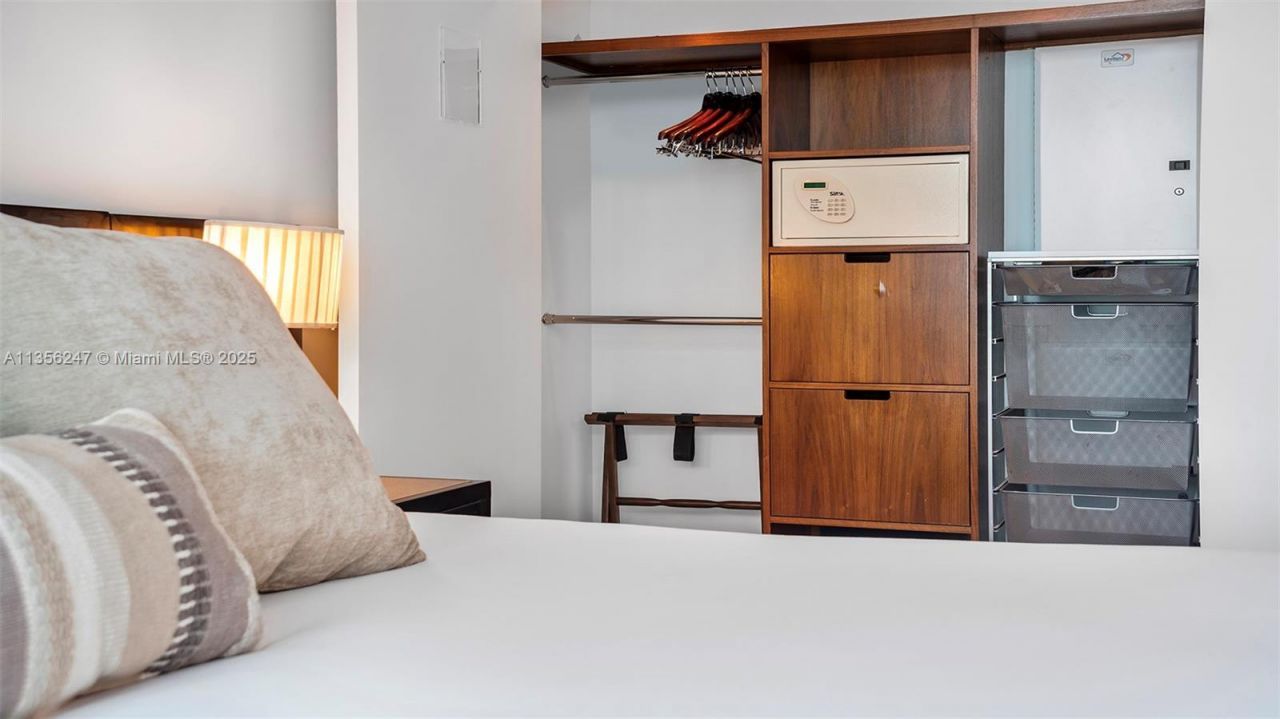 Please Call For Address, Unit 911, Miami Beach, FL 33141 Photo