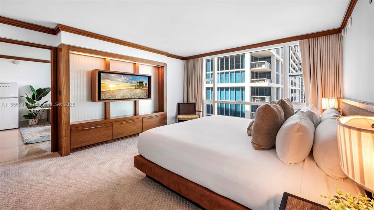 Please Call For Address, Unit 911, Miami Beach, FL 33141 Photo