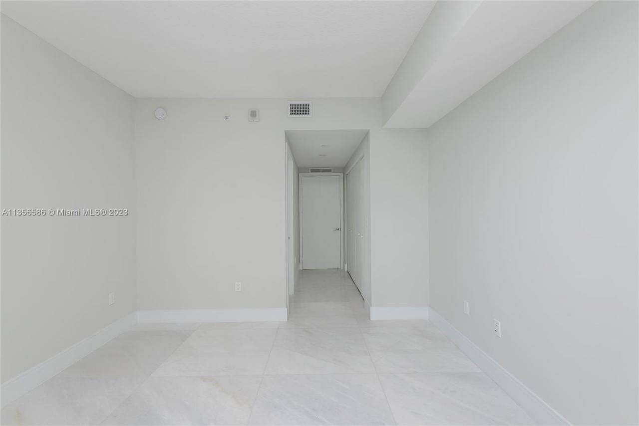 488 NE 18th St, Unit 4515, Miami, FL 33132 Photo