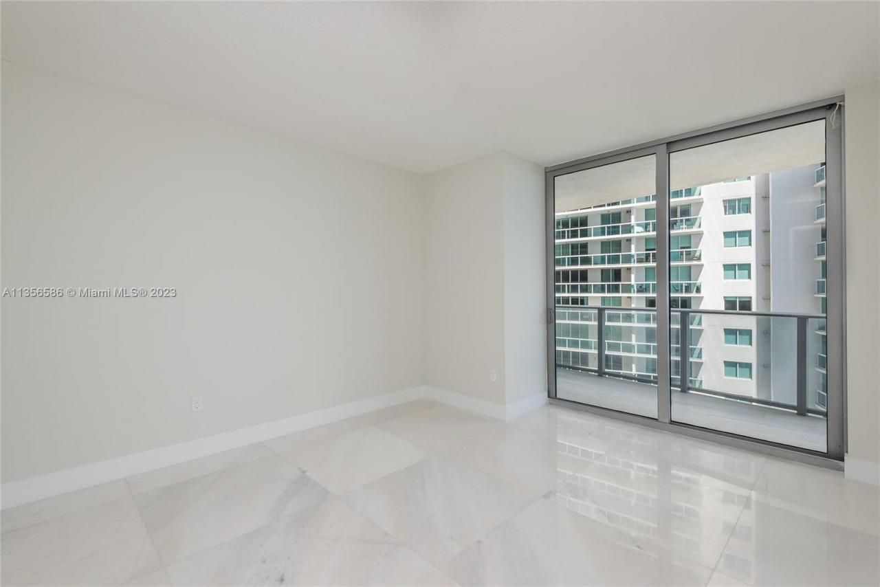 488 NE 18th St, Unit 4515, Miami, FL 33132 Photo