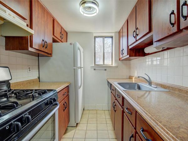 180-16 Wexford Terrace, Unit 5D, Jamaica Estates, NY 11432