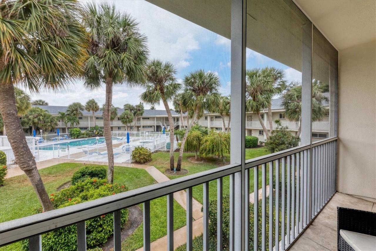 500 S Washington Drive, Unit 17B, Sarasota, FL 34236 Photo