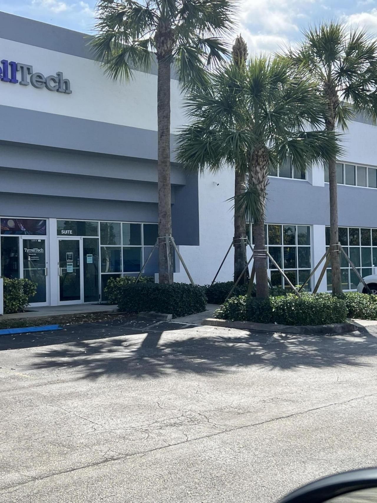 2400 W Copans Road, Unit 9, Pompano Beach, FL 33069 Photo