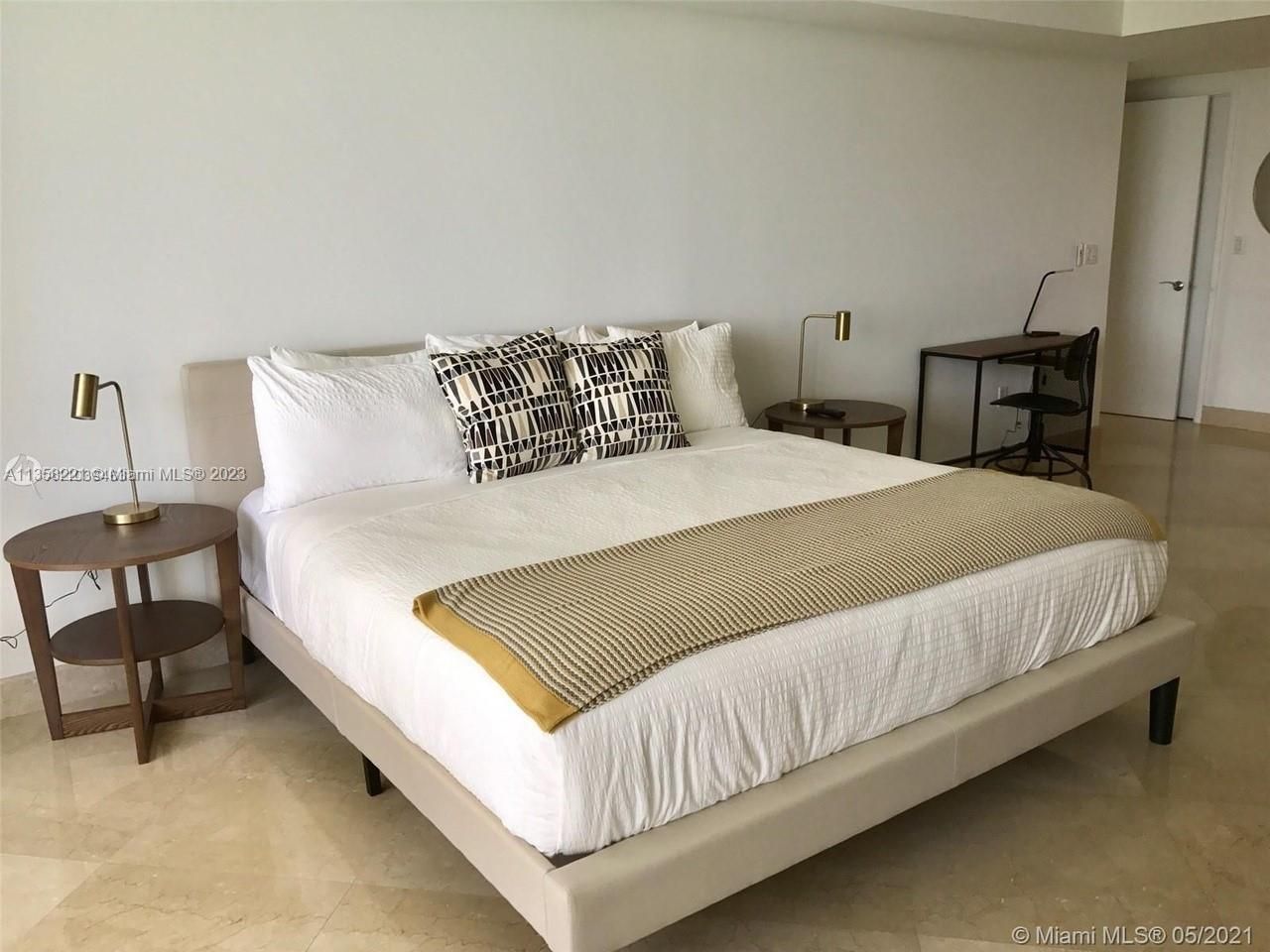 1830 S Ocean Dr, Unit 1706, Hallandale Beach, FL 33009 Photo