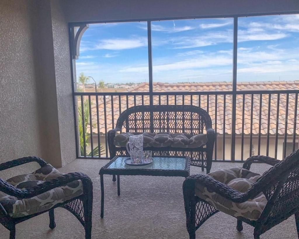 5710 Palmer Circle, Unit 202, Bradenton, FL 34211 Photo