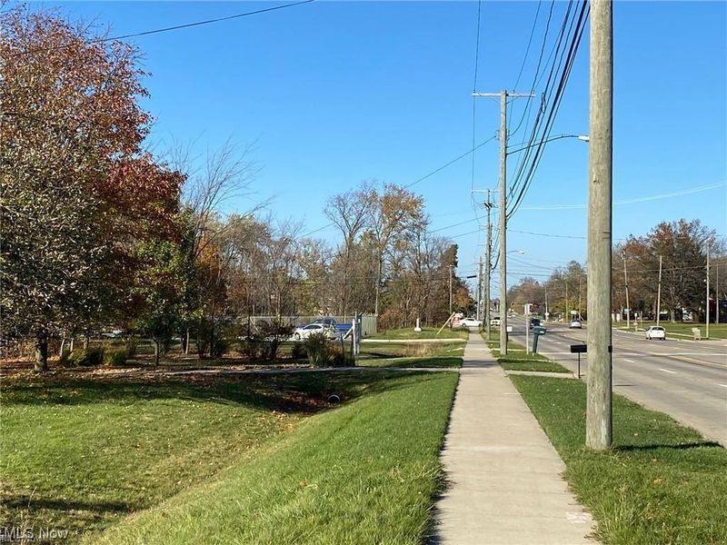 18848 Pearl Road, Strongsville, OH 44136 Photo 7