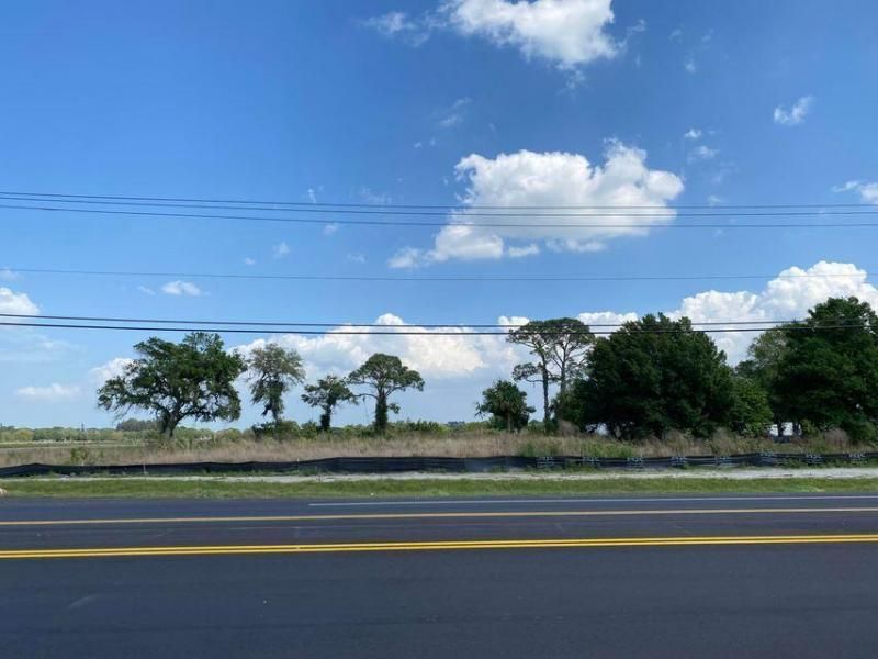 2722 S Jenkins Road, Fort Pierce, FL 34981 Photo