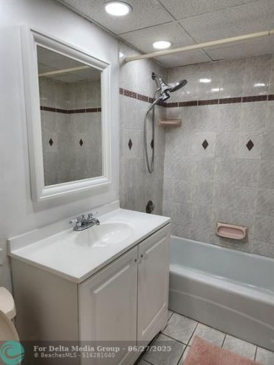 3660 Inverrary Drive, Unit 3L, Lauderhill, FL 33319 Photo