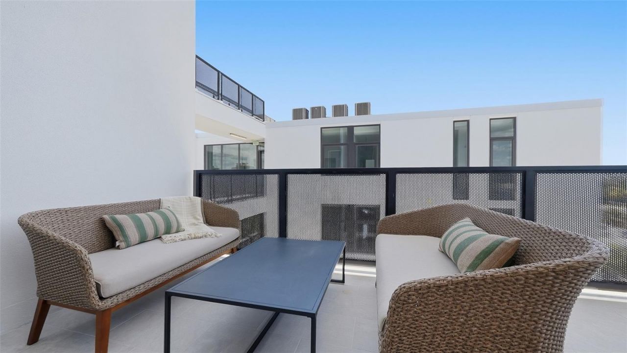 430 Kumquat Court, Unit 510, Sarasota, FL 34236 Photo