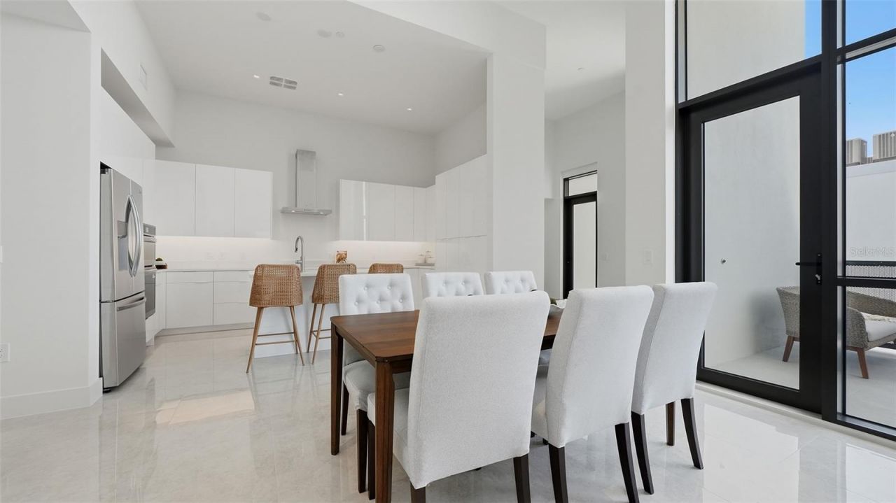 430 Kumquat Court, Unit 510, Sarasota, FL 34236 Photo
