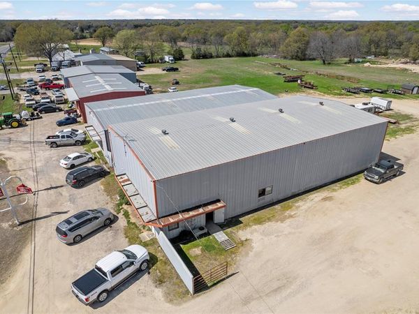 2620 Farm Road 79, Paris, TX 75460