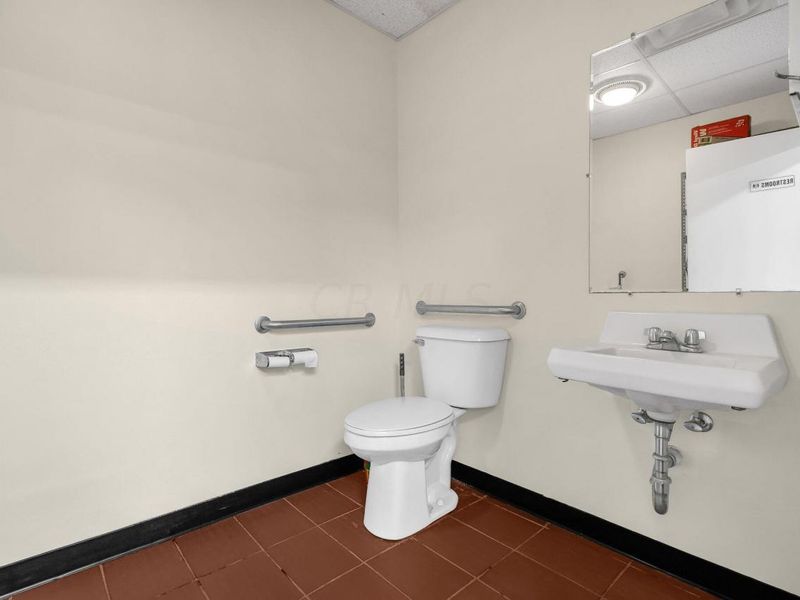 515 N N Columbus St Street, Lancaster, OH 43130 Photo 12