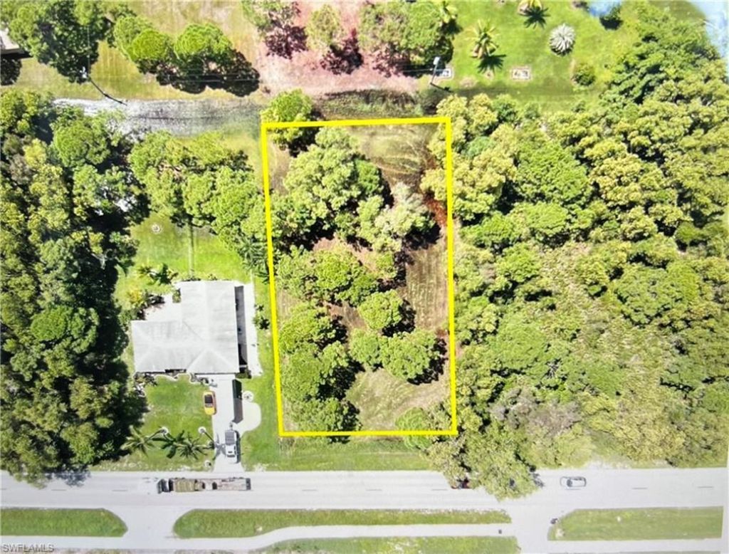 8757 Stringfellow Rd, Saint James City, FL 33956 Photo