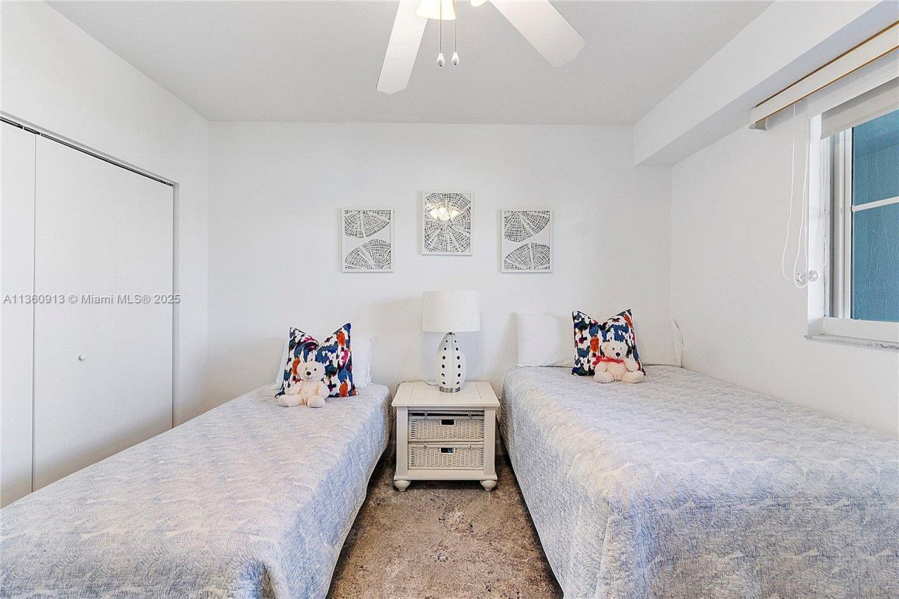 17050 N Bay Rd, Unit 807, Sunny Isles Beach, FL 33160 Photo