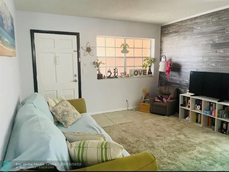 1431 S 14th Avenue, Unit 202, Hollywood, FL 33020 Photo