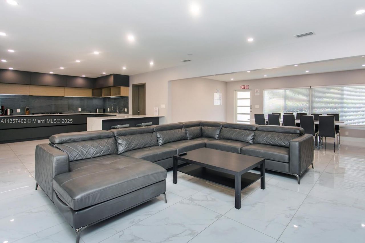 1218 Hollywood Blvd, Hollywood, FL 33019 Photo