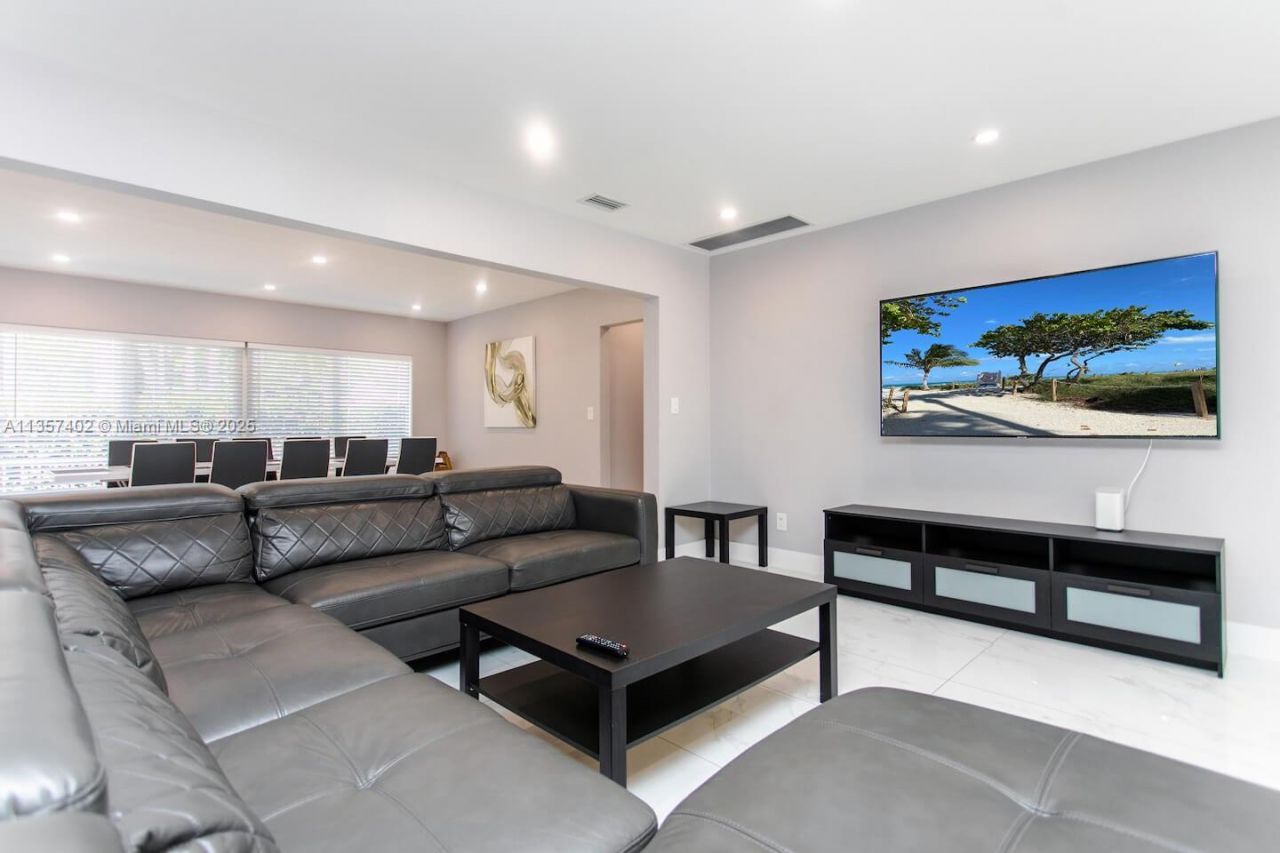 1218 Hollywood Blvd, Hollywood, FL 33019 Photo