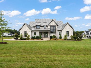 8917 Grand Highland Way, Wake Forest, NC 27587