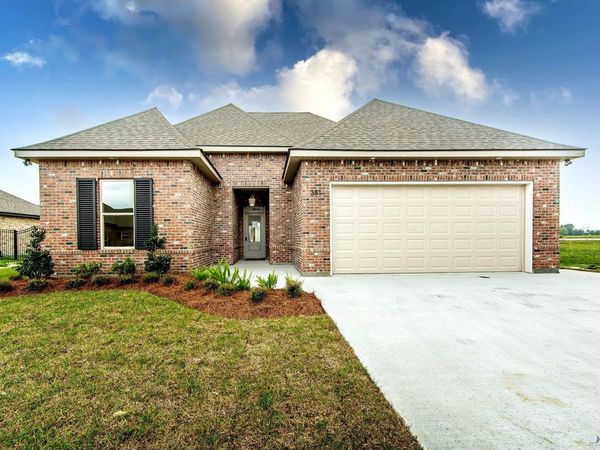 351 Ravensaide Drive, Houma, LA 70360