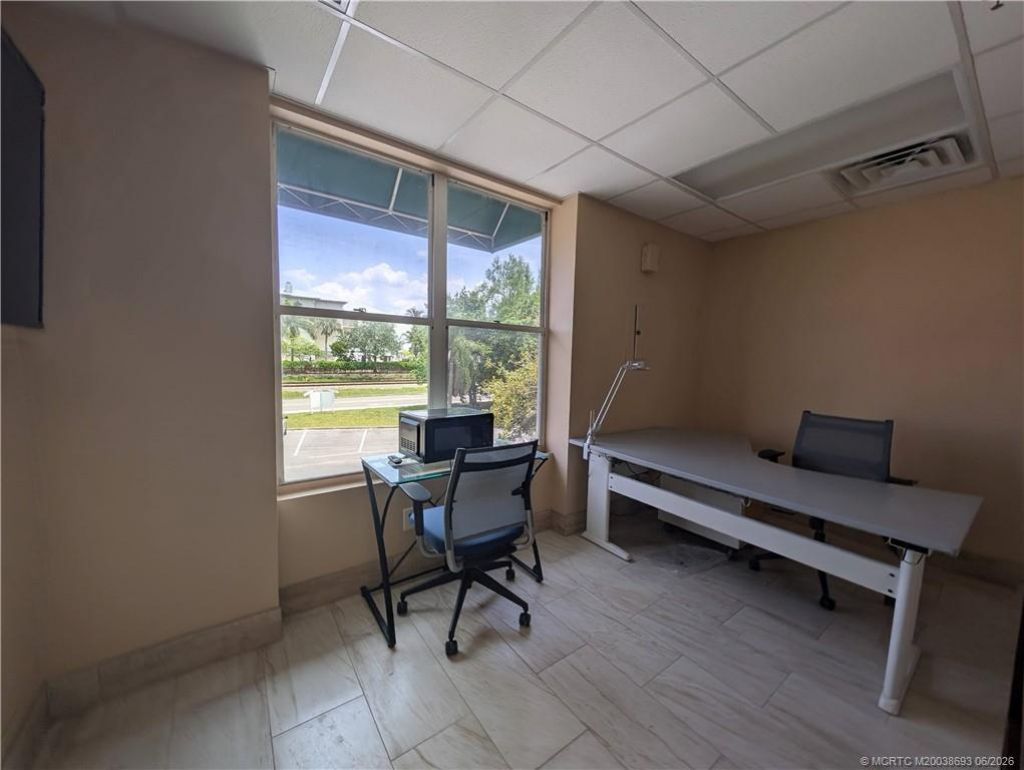 701 NW Federal Highway, Unit 206, Stuart, FL 34994 Photo