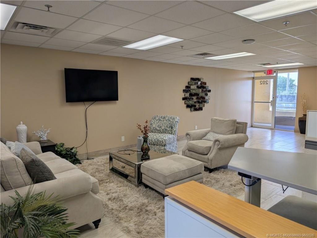 701 NW Federal Highway, Unit 206, Stuart, FL 34994 Photo