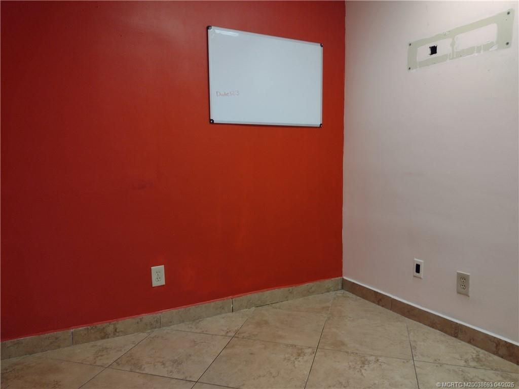 701 NW Federal Highway, Unit 206, Stuart, FL 34994 Photo