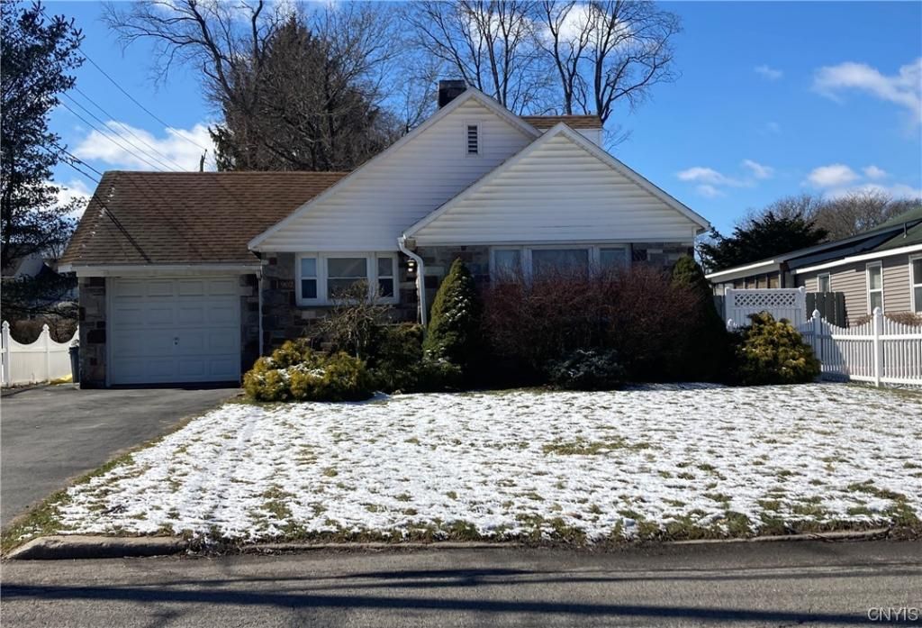 902 James Street, Utica, NY 13501 Main Photo