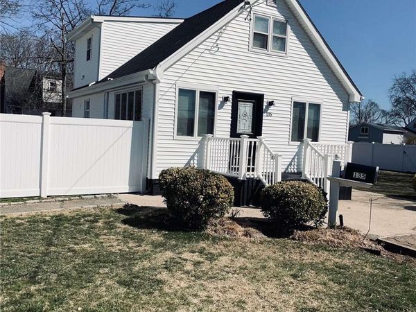 135 Westchester Ave, West Babylon, NY 11704