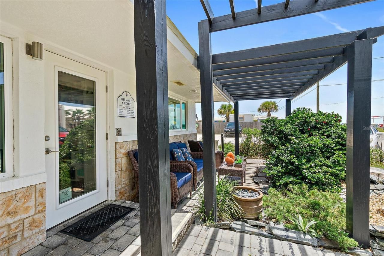 1104 S Ocean Shore Boulevard, Flagler Beach, FL 32136 Photo