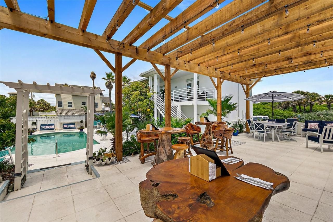 1104 S Ocean Shore Boulevard, Flagler Beach, FL 32136 Photo