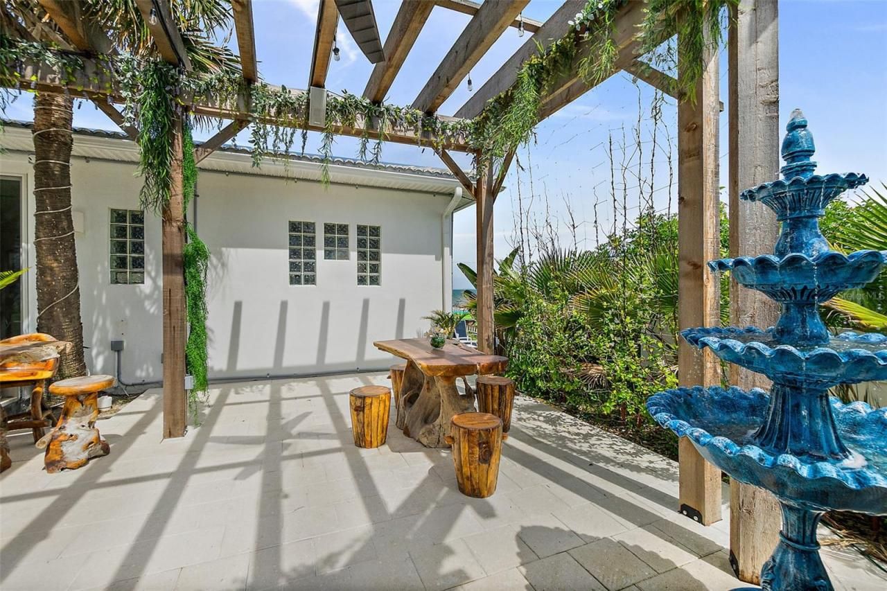 1104 S Ocean Shore Boulevard, Flagler Beach, FL 32136 Photo