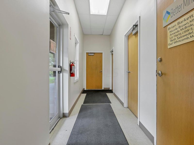 943 River Road, Granville, OH 43023 Photo 8