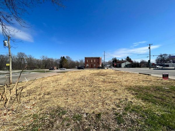 2-10 W State Street, Milford Center, OH 43045