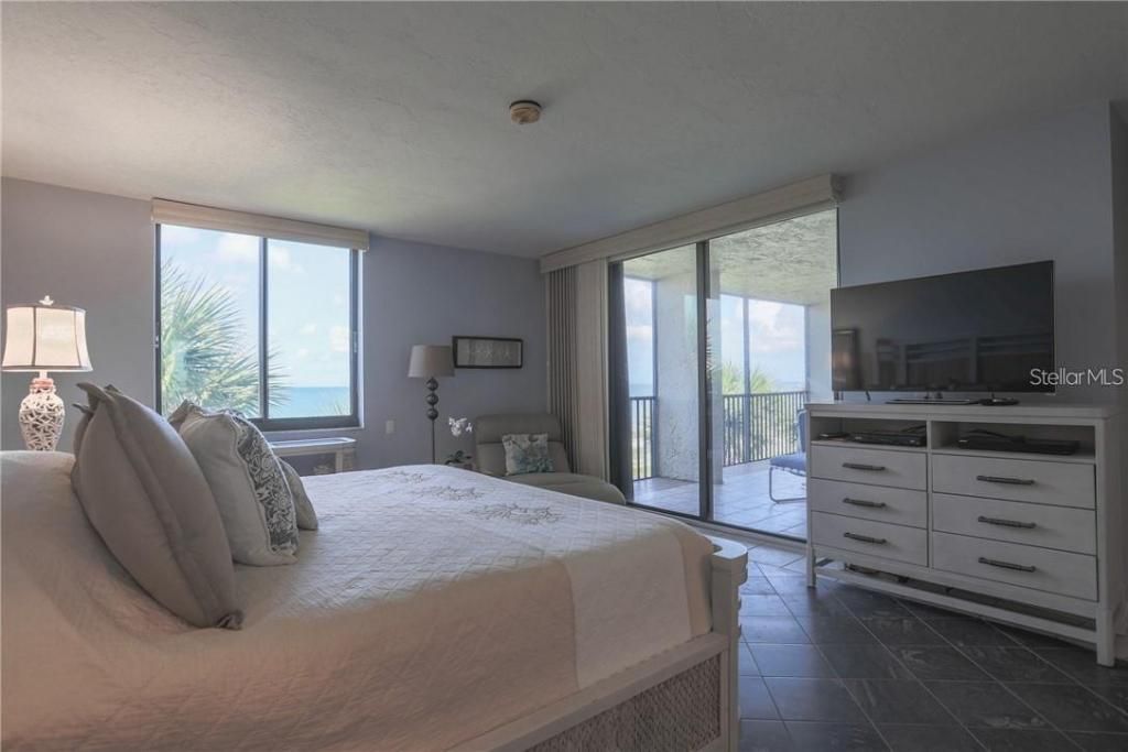 1925 Gulf Of Mexico Drive, Unit 309, Longboat Key, FL 34228 Photo