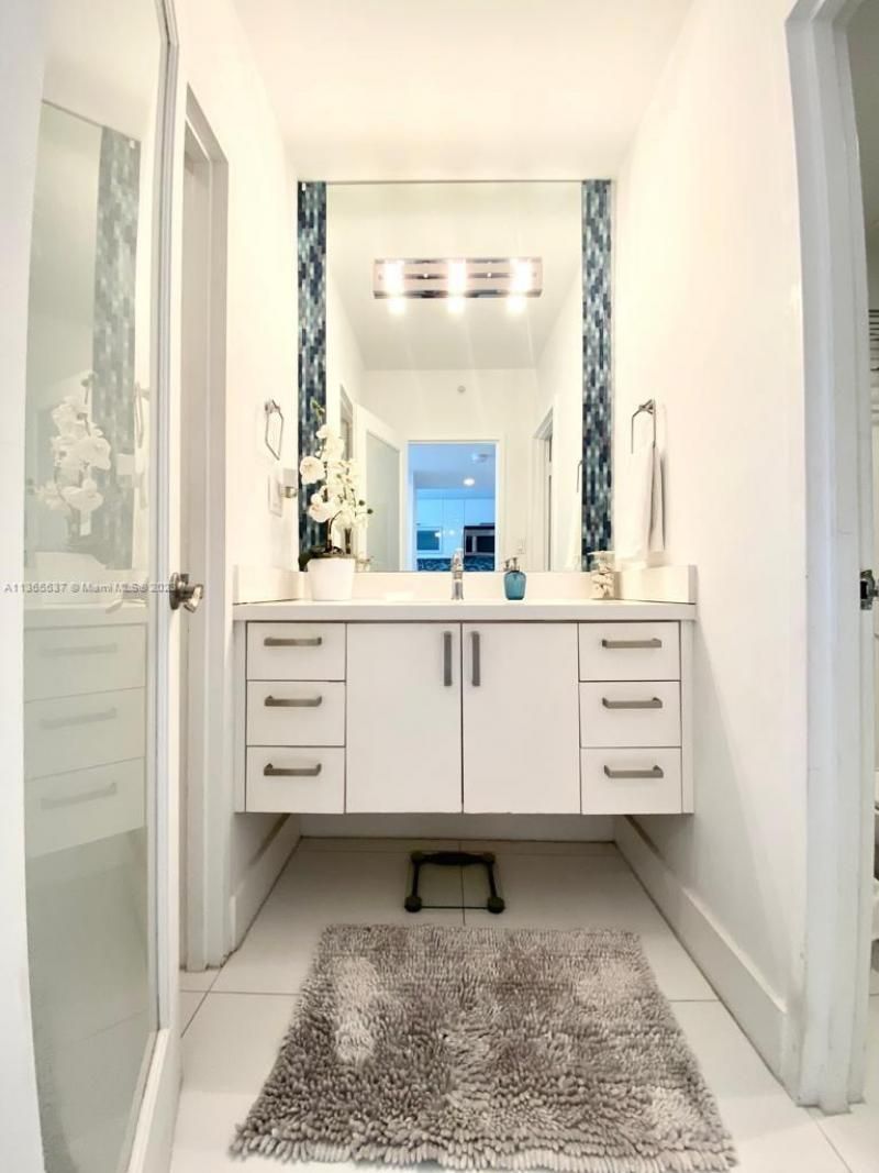 100 Lincoln Rd, Unit 906, Miami Beach, FL 33139 Photo