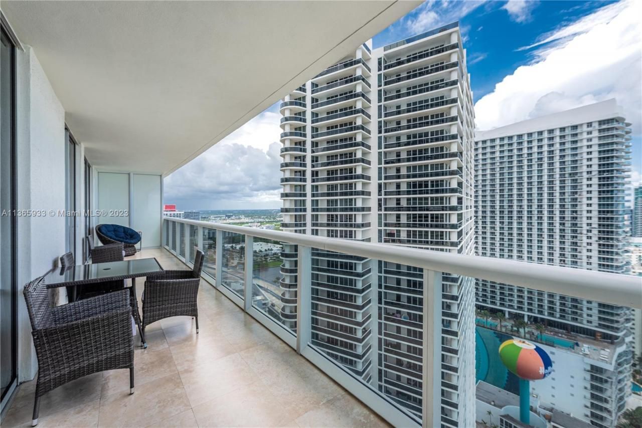 1830 S Ocean Dr, Unit 3511, Hallandale Beach, FL 33009 Photo