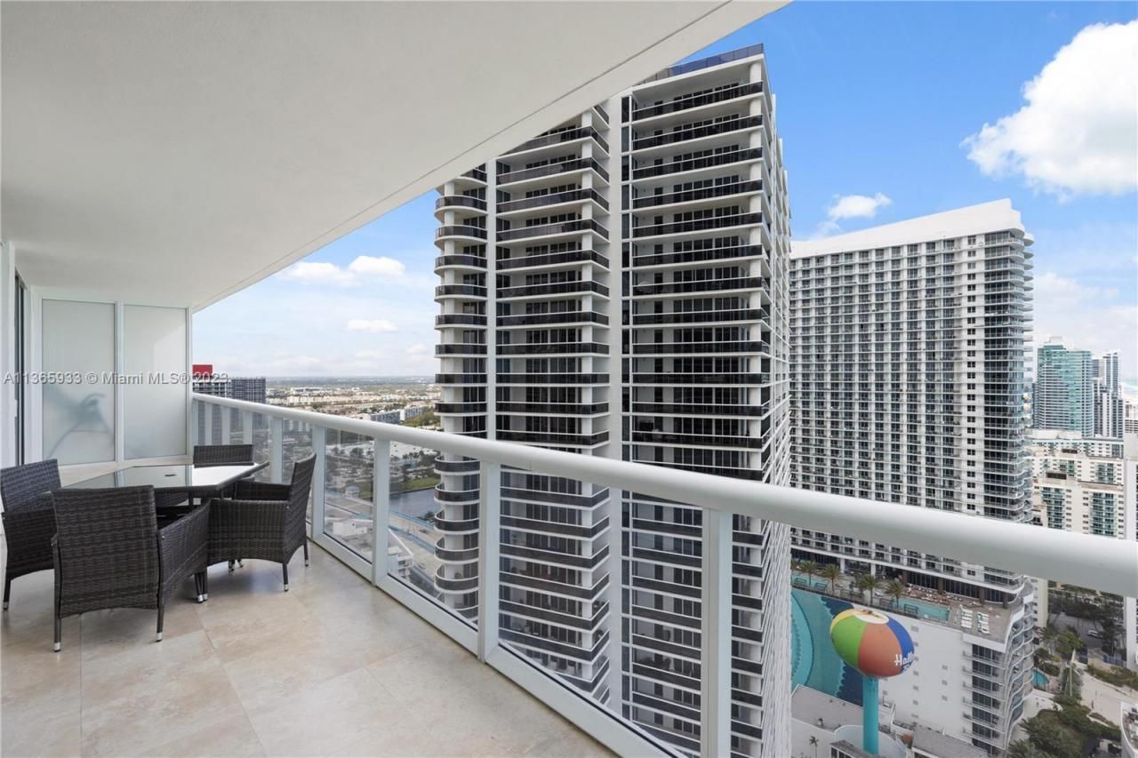 1830 S Ocean Dr, Unit 3511, Hallandale Beach, FL 33009 Photo