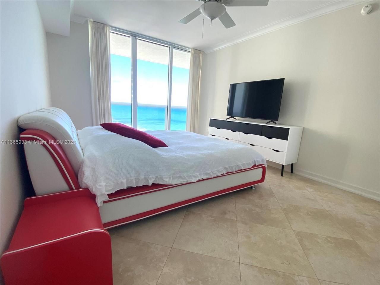 1830 S Ocean Dr, Unit 3511, Hallandale Beach, FL 33009 Photo