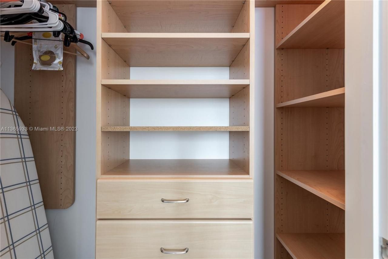 1830 S Ocean Dr, Unit 3511, Hallandale Beach, FL 33009 Photo