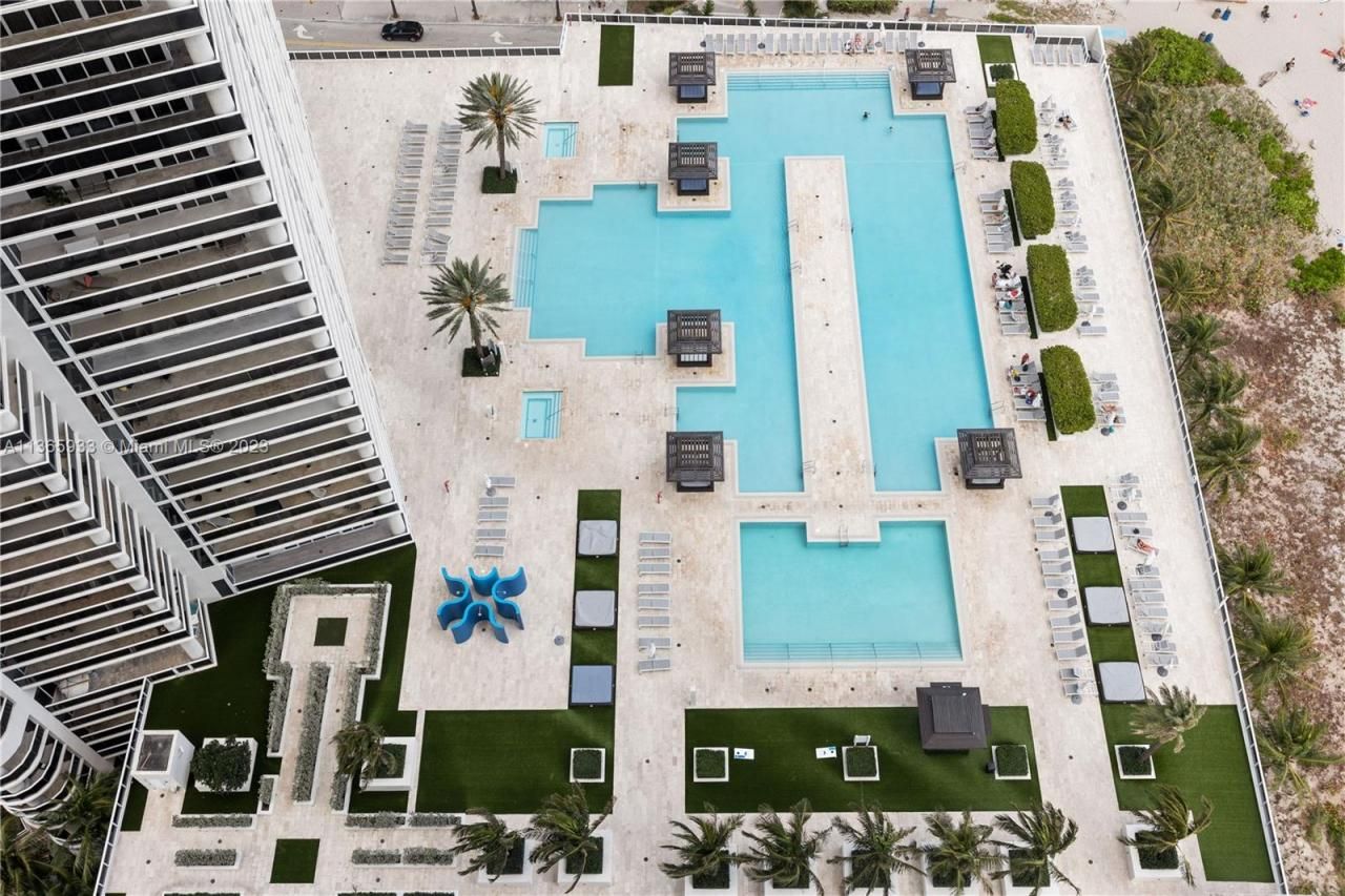 1830 S Ocean Dr, Unit 3511, Hallandale Beach, FL 33009 Photo