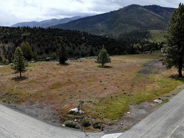 217 Elkview Drive, Canyon City, OR 97820