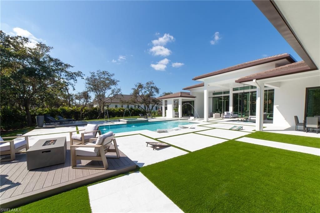 18 Caribbean Rd, Naples, FL 34108 Photo