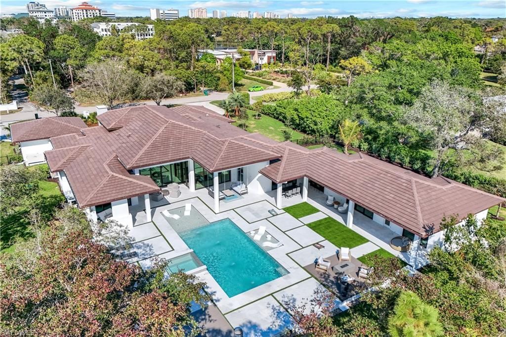 18 Caribbean Rd, Naples, FL 34108 Photo