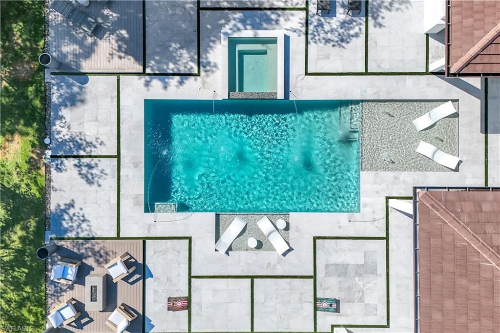 18 Caribbean Rd, Naples, FL 34108 Photo