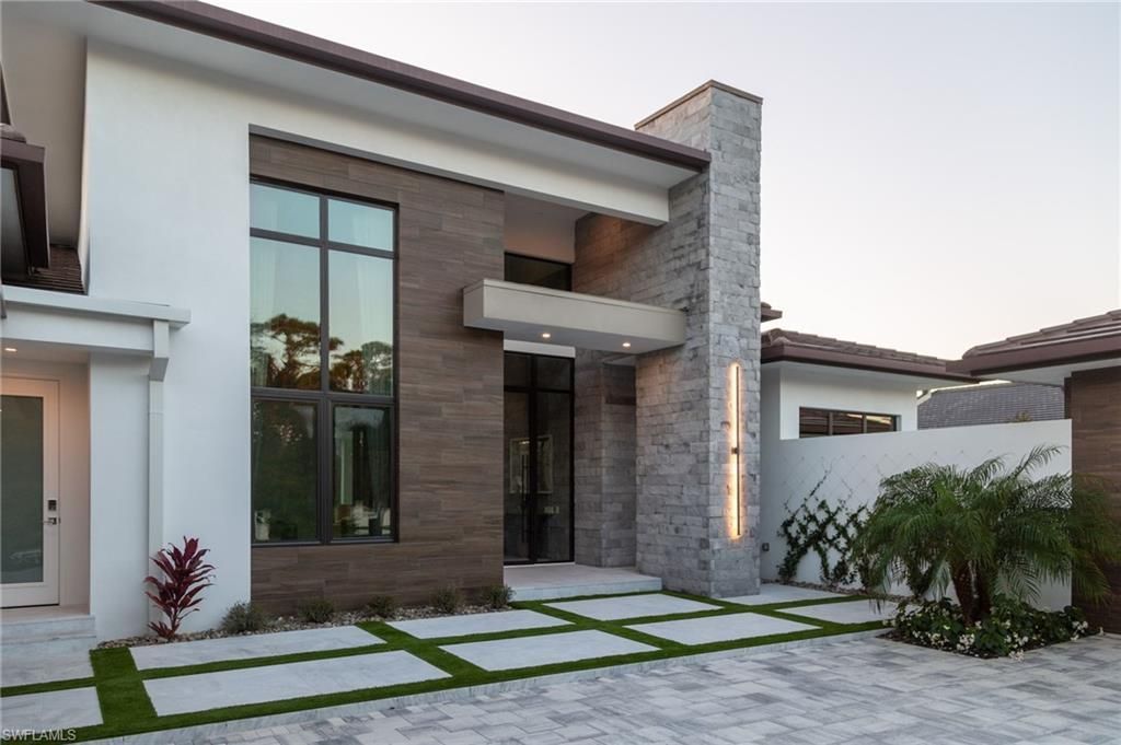 18 Caribbean Rd, Naples, FL 34108 Photo