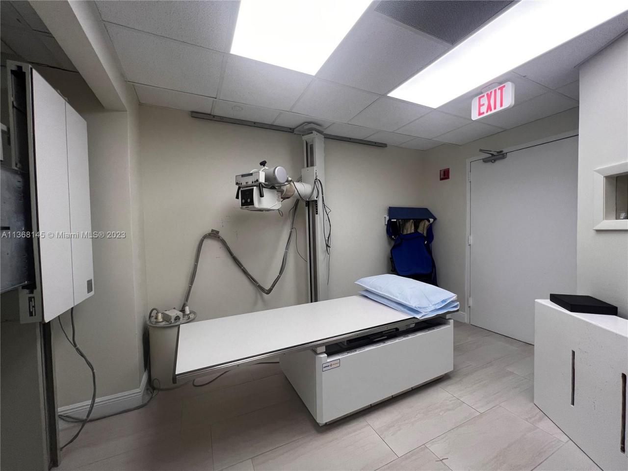 1 SW 129th Ave, Unit 401, Pembroke Pines, FL 33027 Photo