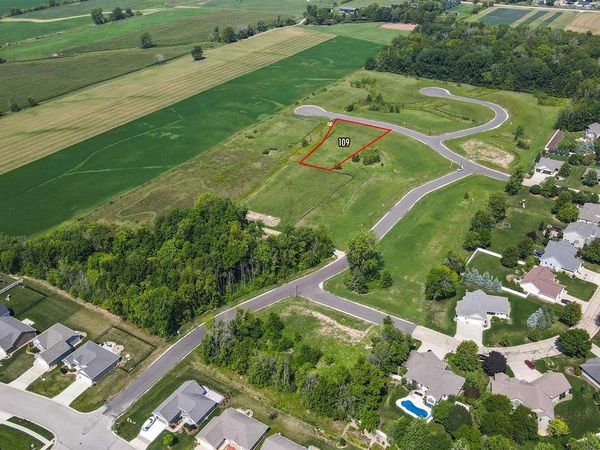 WINNIPEG STREET, Menasha, WI 54952